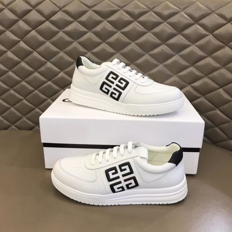 Givenchy Sneakers